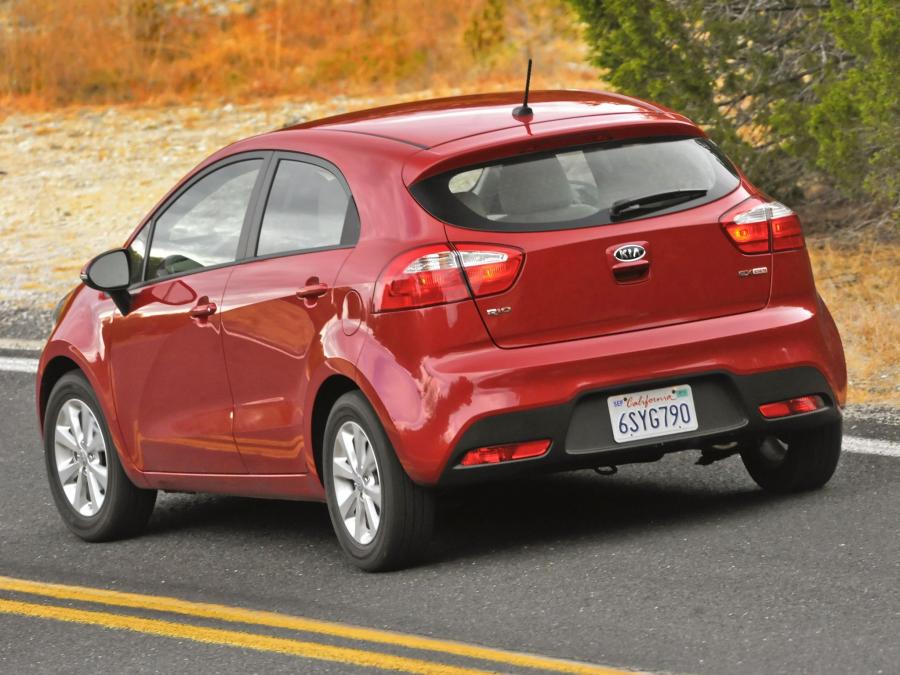  Kia Rio 5-Door 2011 года  (US) (фото 48 из 76)